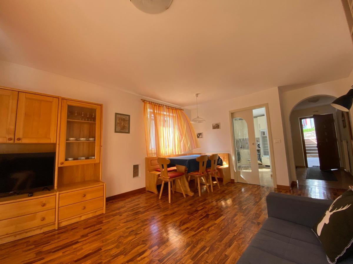 Amalia Apartment Santa Cristina Val Gardena Zewnętrze zdjęcie