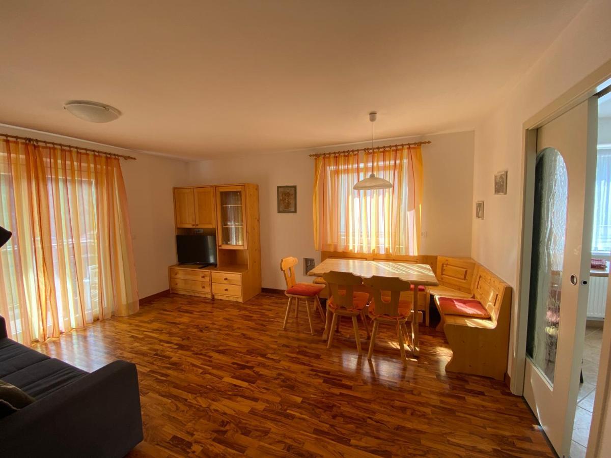 Amalia Apartment Santa Cristina Val Gardena Zewnętrze zdjęcie