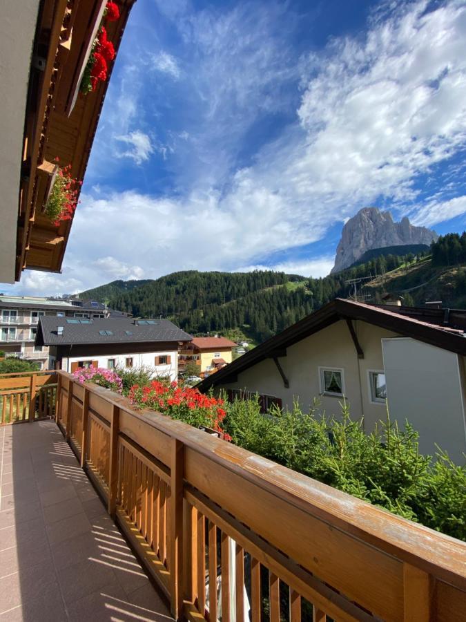 Amalia Apartment Santa Cristina Val Gardena Zewnętrze zdjęcie