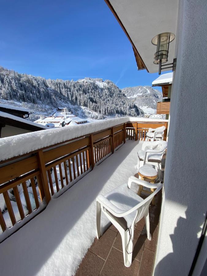 Amalia Apartment Santa Cristina Val Gardena Zewnętrze zdjęcie