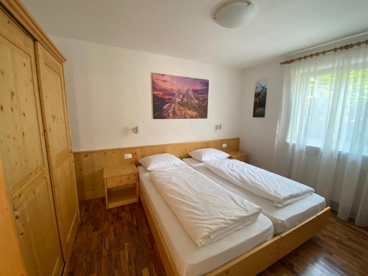 Amalia Apartment Santa Cristina Val Gardena Zewnętrze zdjęcie